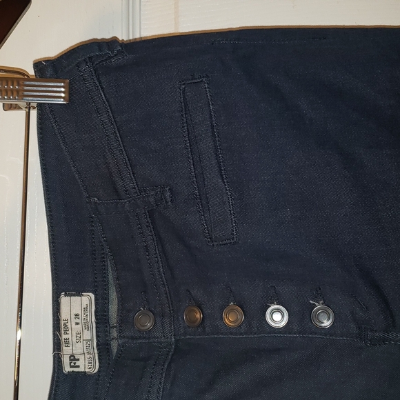 Free People dark blue jeans 28 - Picture 11 of 11